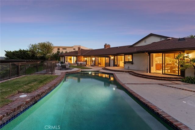 3906 Lake Vista Court, Encino, CA 91316