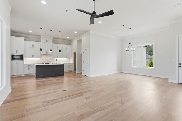 110 Sanibel Circle, Little Rock, AR 72210