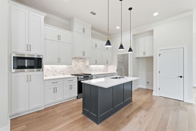 110 Sanibel Circle, Little Rock, AR 72210