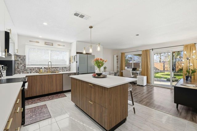 7101 Schooner Way, Citrus Heights, CA 95621