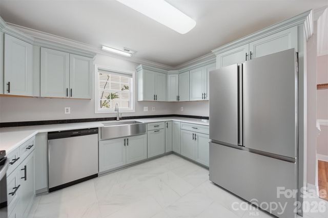 1834 Terrain Drive NW, Conover, NC 28613