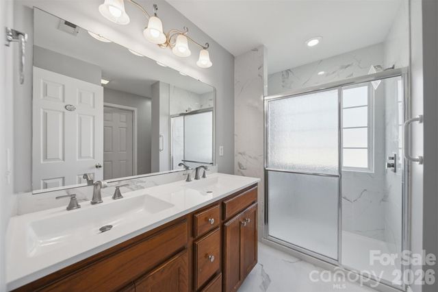 1834 Terrain Drive NW, Conover, NC 28613