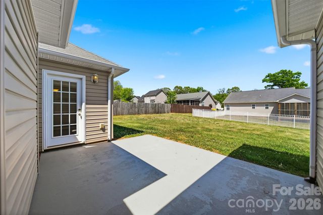 1834 Terrain Drive NW, Conover, NC 28613