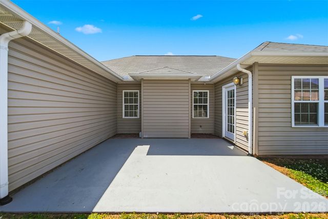 1834 Terrain Drive NW, Conover, NC 28613