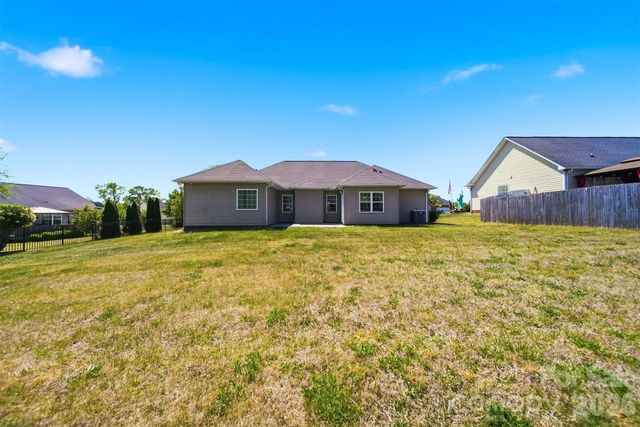 1834 Terrain Drive NW, Conover, NC 28613