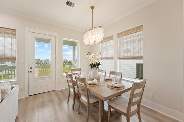 4046 Miramar Court, Galveston, TX 77554