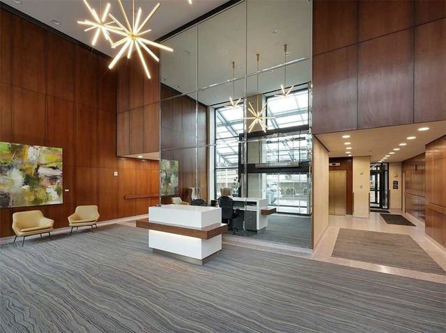 320 Fort Duquesne Blvd 5F, Downtown Pgh, PA 15222