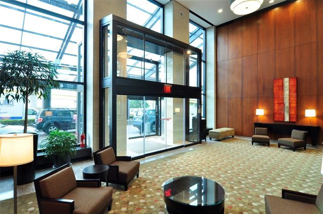 320 Fort Duquesne Blvd 5F, Downtown Pgh, PA 15222