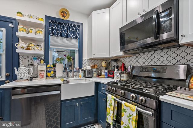 2222 S HEMBERGER ST, Philadelphia, PA 19145