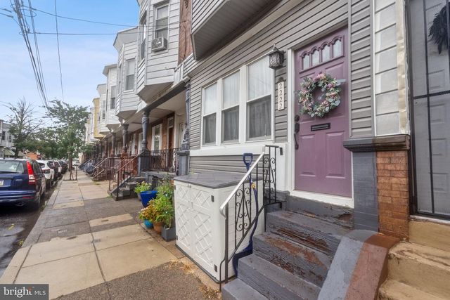 2222 S HEMBERGER ST, Philadelphia, PA 19145