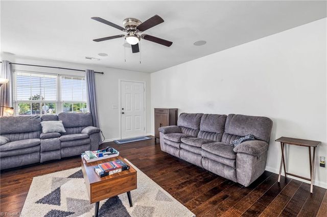 5047 Mount Hope Drive, Winston-salem, NC 27107