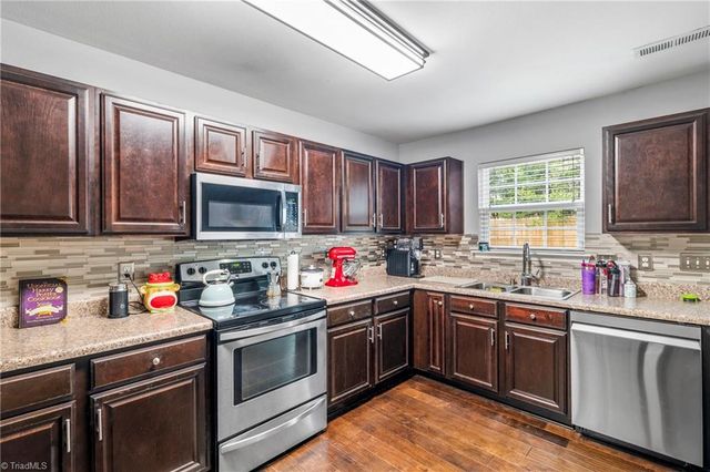 5047 Mount Hope Drive, Winston-salem, NC 27107