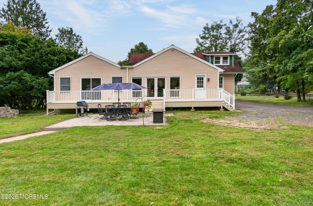 197 White Road, Little Silver, NJ 07739
