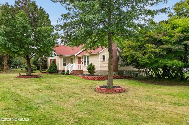 197 White Road, Little Silver, NJ 07739