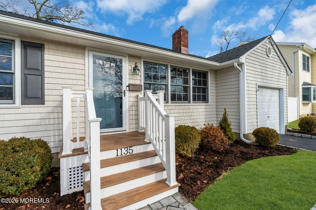 1135 Lawrence Avenue, Point Pleasant, NJ 08742