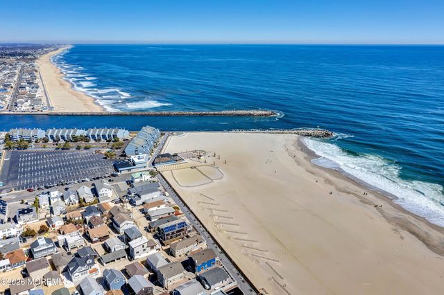 1135 Lawrence Avenue, Point Pleasant, NJ 08742