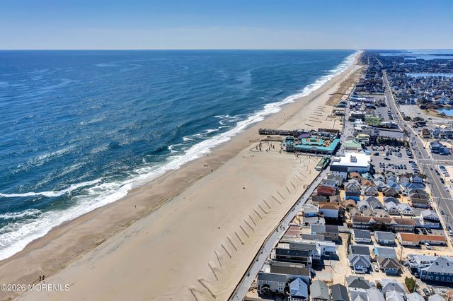 1135 Lawrence Avenue, Point Pleasant, NJ 08742