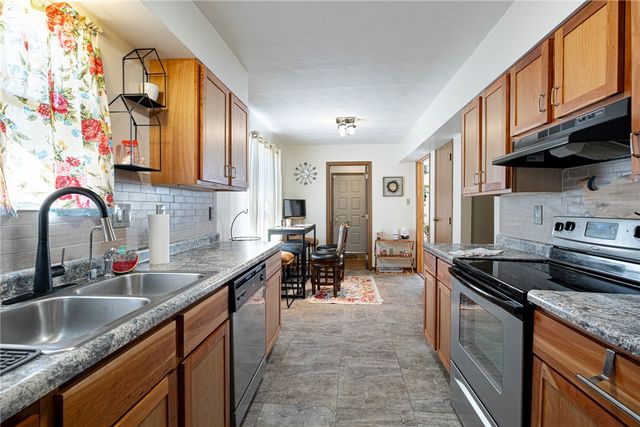 7500 Tuscola Drive, Trotwood, OH 45426
