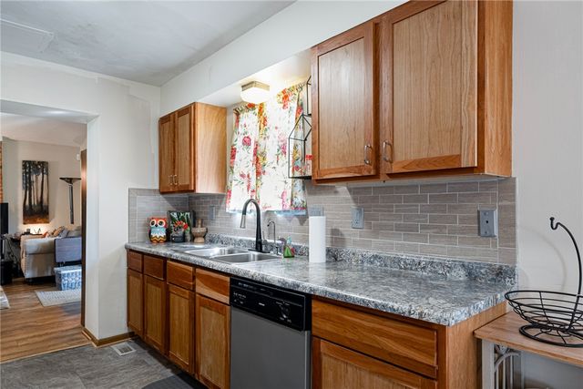 7500 Tuscola Drive, Trotwood, OH 45426