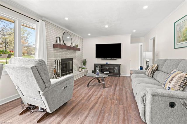 6313 Arden Circle, Clemmons, NC 27012