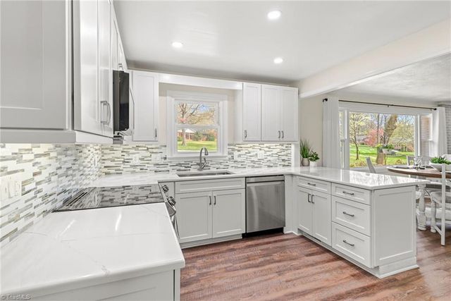 6313 Arden Circle, Clemmons, NC 27012