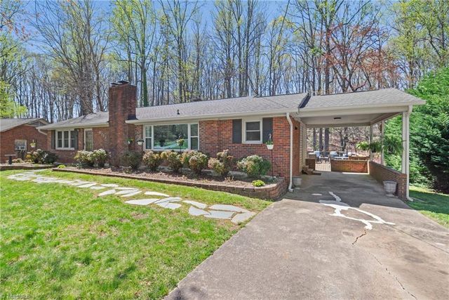 6313 Arden Circle, Clemmons, NC 27012