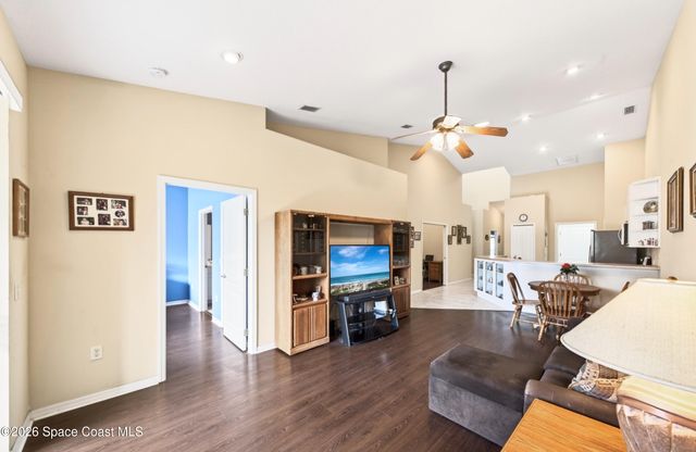 2670 Camberly Circle, Melbourne, FL 32940