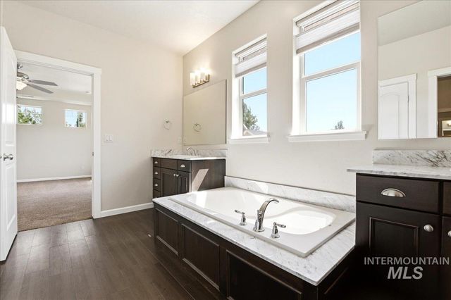 5285 E Arrow Junction, Boise, ID 83716