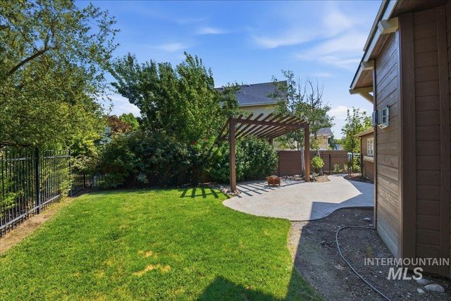5285 E Arrow Junction, Boise, ID 83716