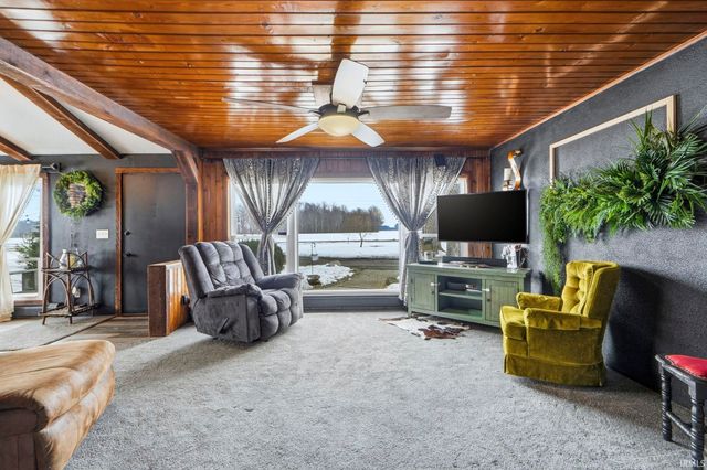 8919 9B Road, Plymouth, IN 46563