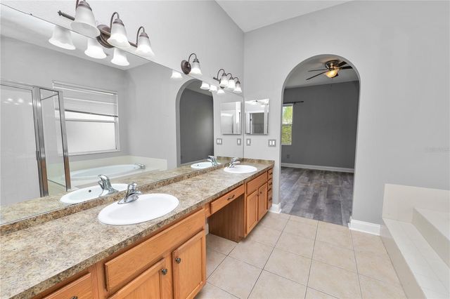 30816 PUMPKIN RIDGE DRIVE, Wesley Chapel, FL 33543