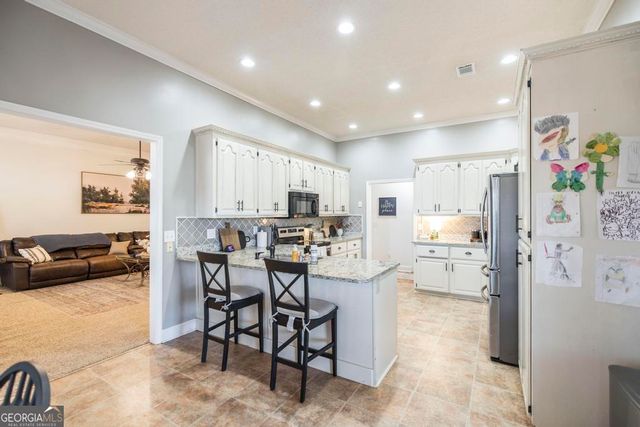 203 Southfield Court, Bonaire, GA 31005