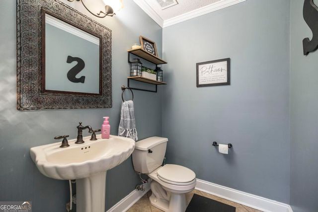 203 Southfield Court, Bonaire, GA 31005