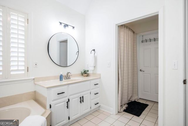 203 Southfield Court, Bonaire, GA 31005