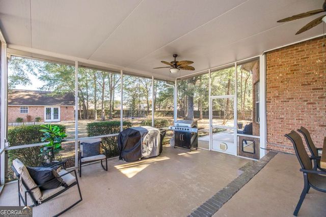 203 Southfield Court, Bonaire, GA 31005