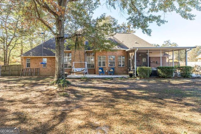 203 Southfield Court, Bonaire, GA 31005