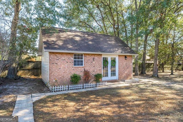 203 Southfield Court, Bonaire, GA 31005