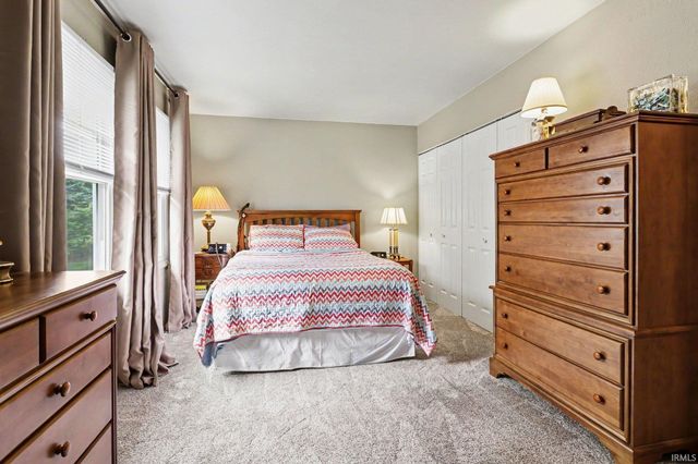 18322 Crownhill Drive, South Bend, IN 46637