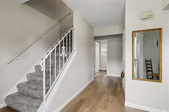 18322 Crownhill Drive, South Bend, IN 46637