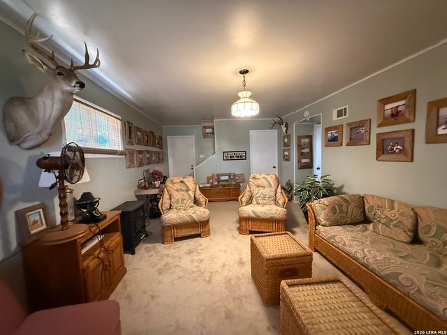 265 OAK HIDEAWAY DR, Canyon Lake, TX 78133