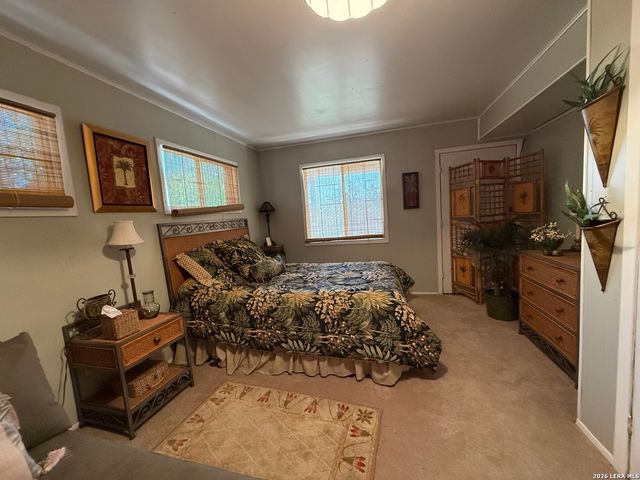 265 OAK HIDEAWAY DR, Canyon Lake, TX 78133