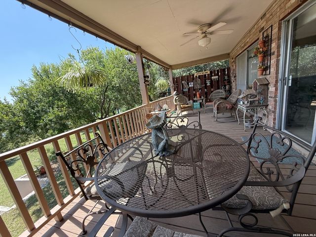 265 OAK HIDEAWAY DR, Canyon Lake, TX 78133