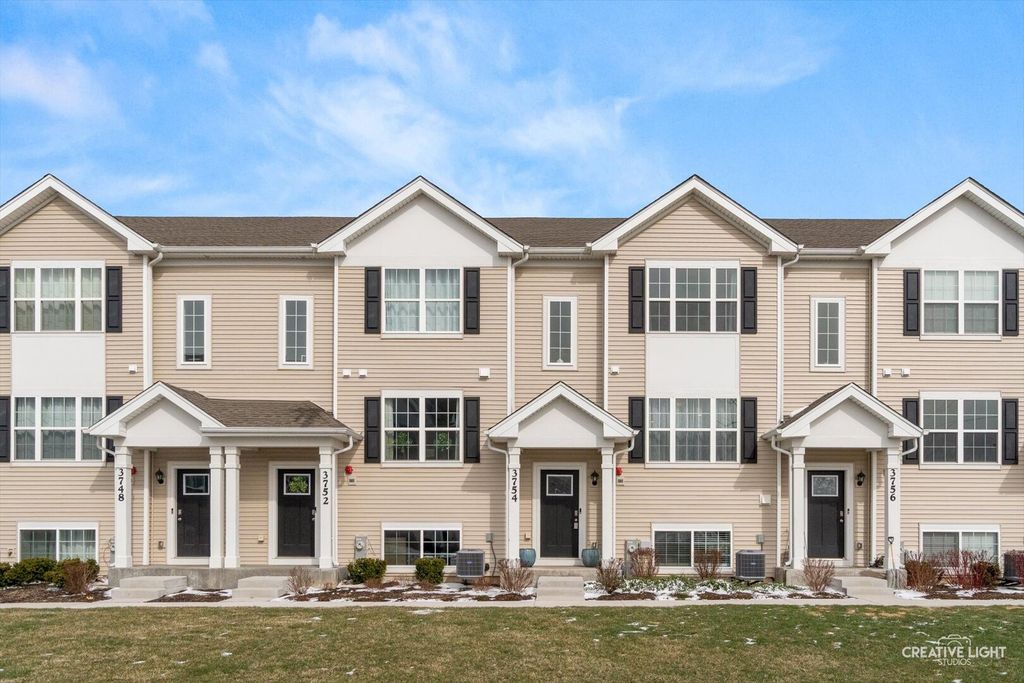 3754 Bissel Drive, Yorkville, IL 60560