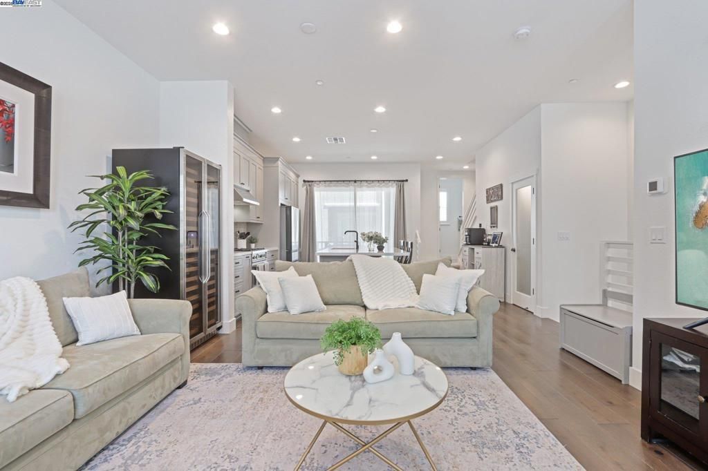 8556 Tailwind Ave, Newark, CA 94560