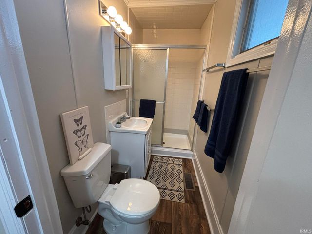 704 N 9th Street, Vincennes, IN 47591