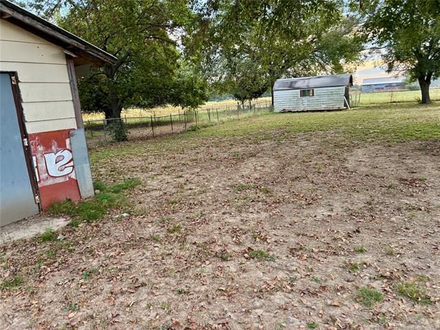 411321 E 1080 Road, Checotah, OK 74426