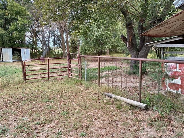 411321 E 1080 Road, Checotah, OK 74426