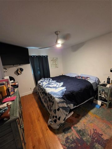 2200 8TH AVENUE N, St Petersburg, FL 33713