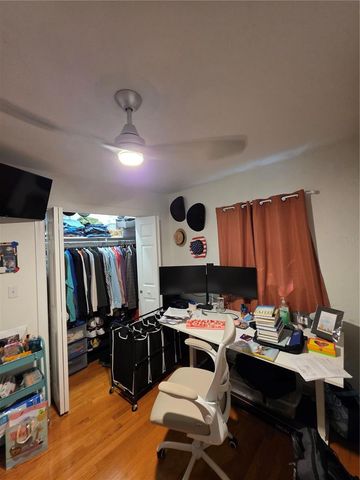 2200 8TH AVENUE N, St Petersburg, FL 33713