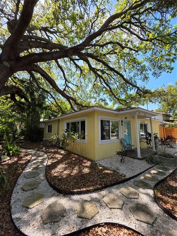 2200 8TH AVENUE N, St Petersburg, FL 33713